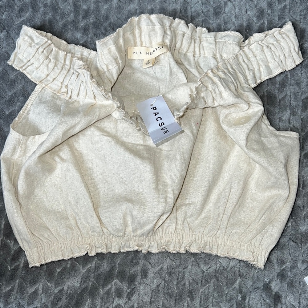 L. A. Hearts Cream colored elastic crop top from Pacsun Size S
